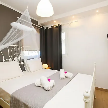 Stavros House Hébergement de vacances *