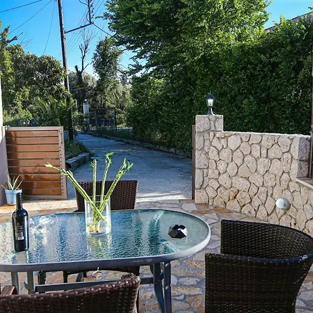 Stavros House איפסוס